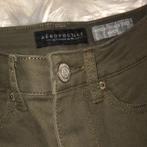 Army green high waisted stretch shorts